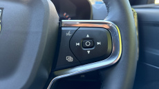 Volvo XC40 2.0 B4P Plus Dark 5dr Auto Petrol Estate